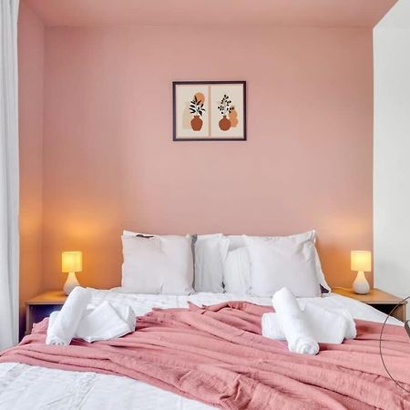 Sienna Longton Studio 2C - Wi-Fi, Alton Towers, Netflix Stoke-on-Trent Ngoại thất bức ảnh